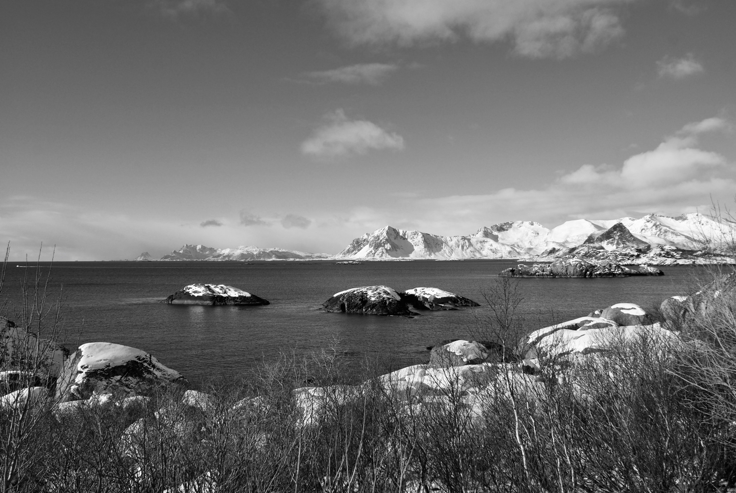 Massagepraktijk Velvaere in Heerlen, Zuid Limburg Parkstad. Masseur voor ontspanning, welzijn, wellness en rust. Aanbod van sportmassage ontspanningsmassage klassieke massage en hotstone massage.